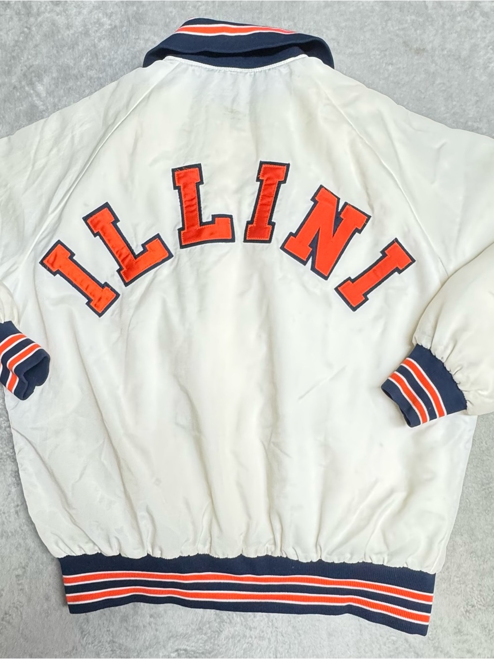 Vintage 80’s Illinois Fighting Illini Satin Jacket Size XL Leader Sportswear USA